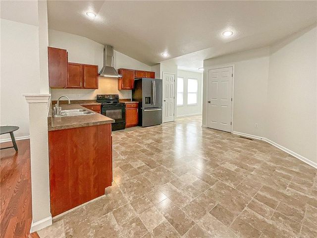 14404 Eastern Court, Grandview, MO 64030