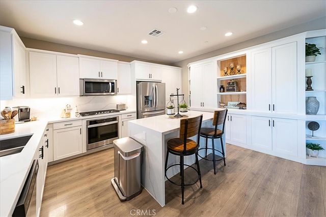 29741 Ryegrass, Winchester, CA 92596