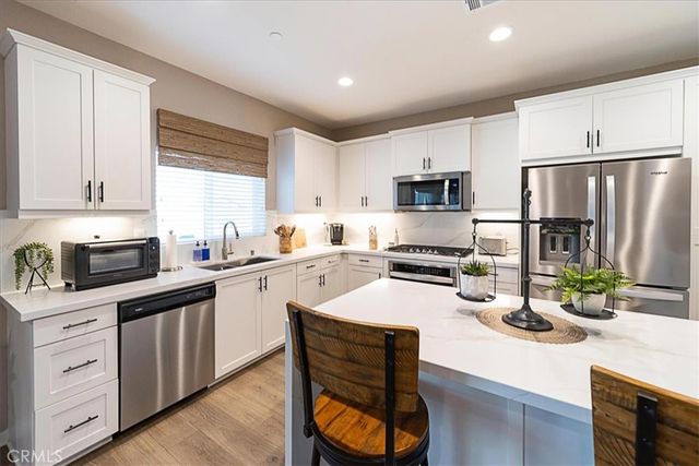 29741 Ryegrass, Winchester, CA 92596