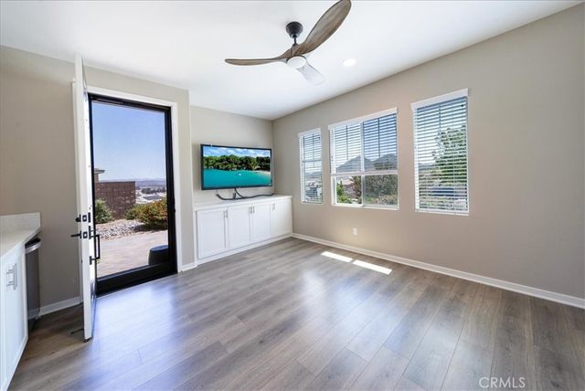 29741 Ryegrass, Winchester, CA 92596