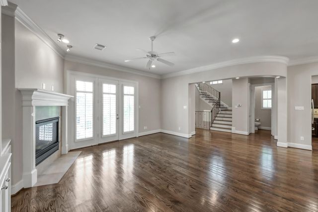 2101 Elmen Street, Houston, TX 77019