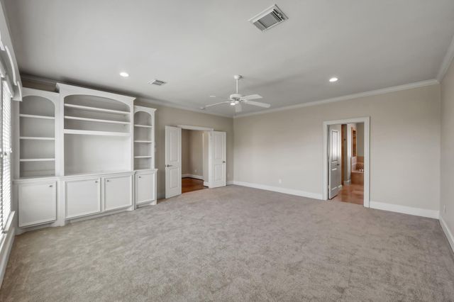 2101 Elmen Street, Houston, TX 77019