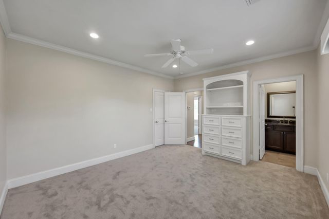 2101 Elmen Street, Houston, TX 77019
