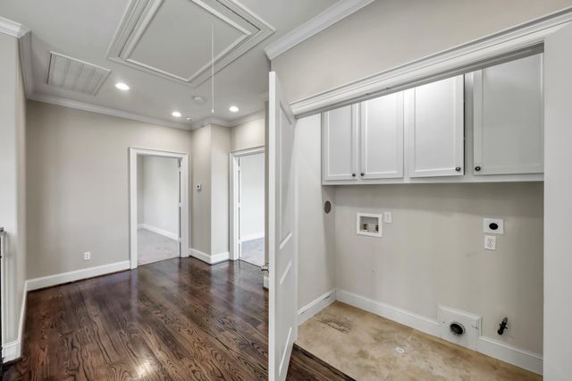 2101 Elmen Street, Houston, TX 77019