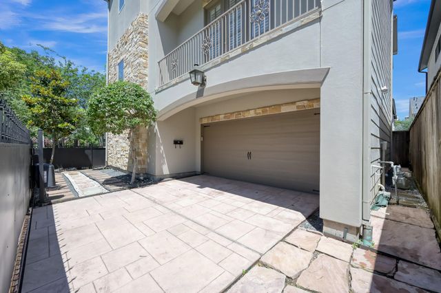 2101 Elmen Street, Houston, TX 77019