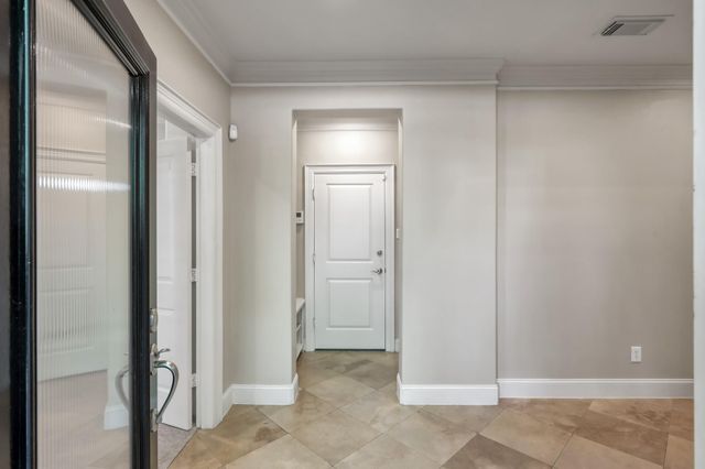 2101 Elmen Street, Houston, TX 77019