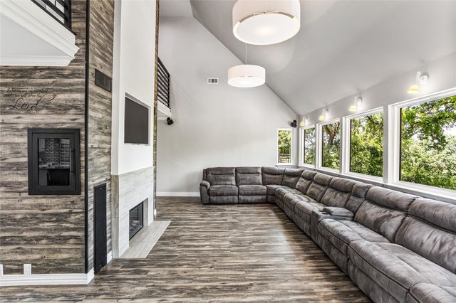9204 Indian Knoll Trail, Keller, TX 76248