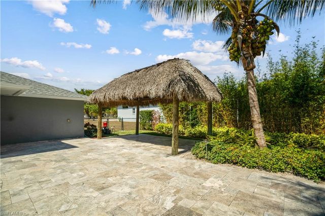 28405 Mango DR, Bonita Springs, FL 34134