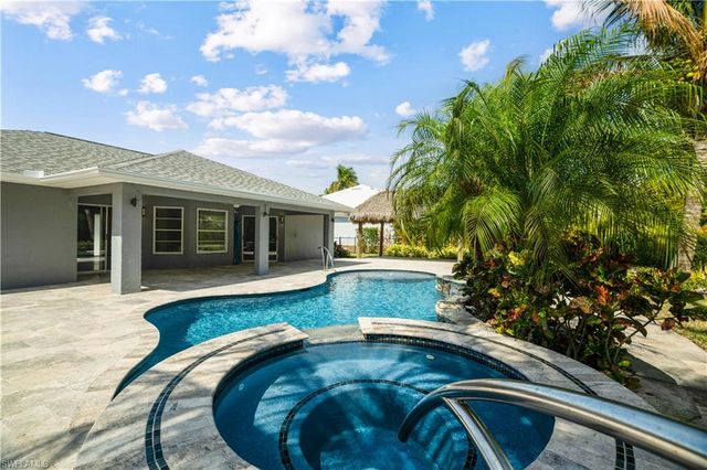 28405 Mango DR, Bonita Springs, FL 34134