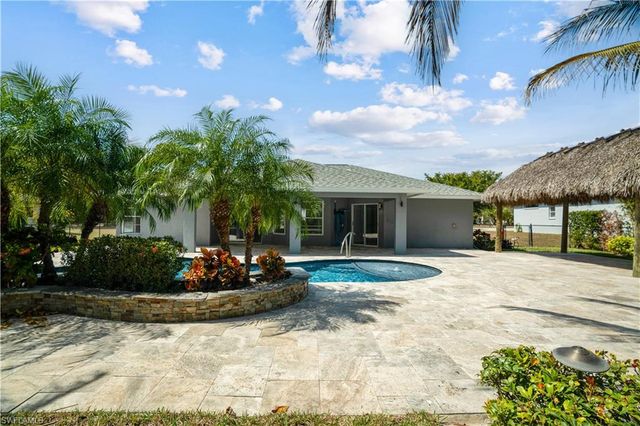 28405 Mango DR, Bonita Springs, FL 34134