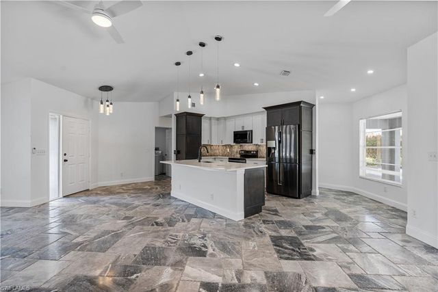 28405 Mango DR, Bonita Springs, FL 34134