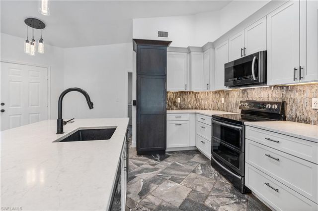 28405 Mango DR, Bonita Springs, FL 34134