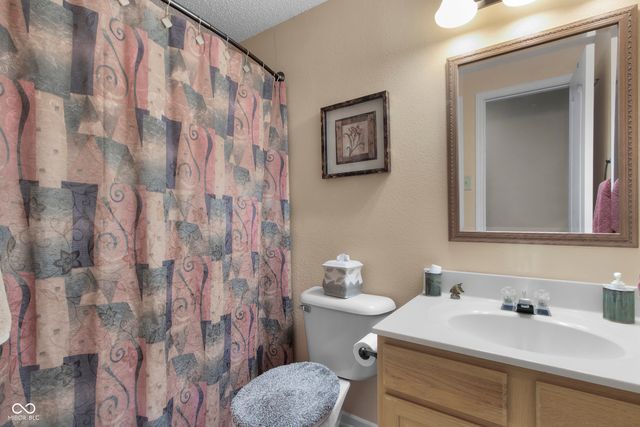 12691 Republic Drive, Fishers, IN 46037