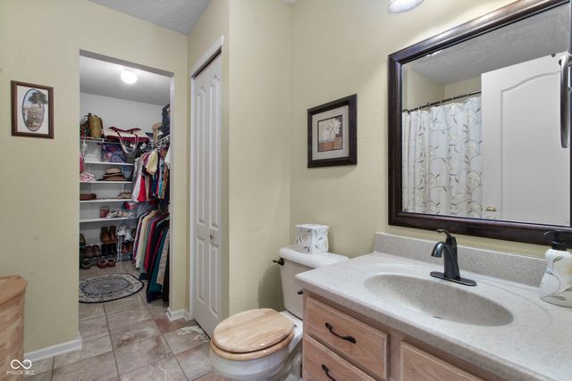 12691 Republic Drive, Fishers, IN 46037