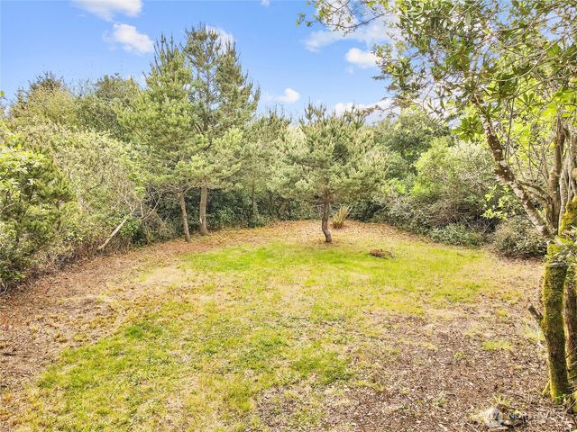 113 Jib Street NW, Ocean Shores, WA 98569