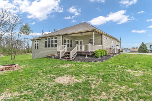 3201 N 675 Road E, Darlington, IN 47940