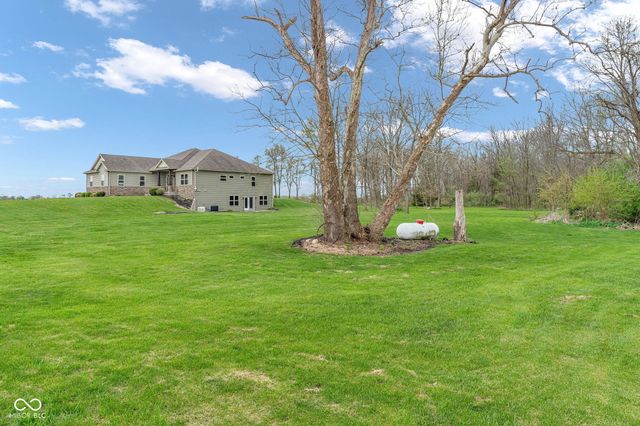 3201 N 675 Road E, Darlington, IN 47940