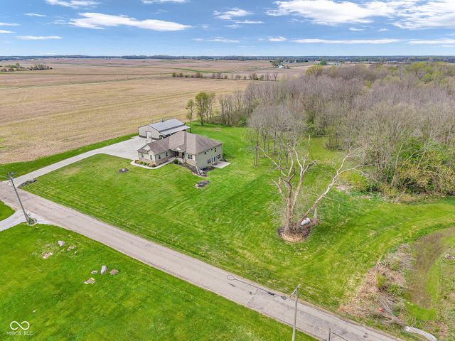 3201 N 675 Road E, Darlington, IN 47940
