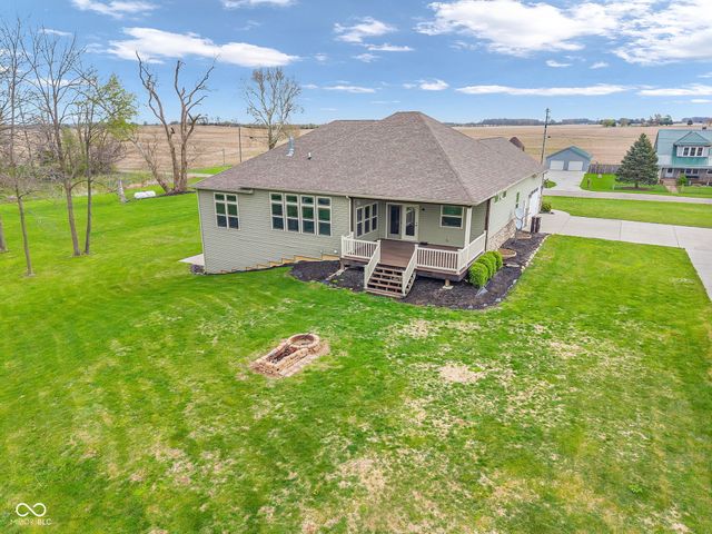 3201 N 675 Road E, Darlington, IN 47940