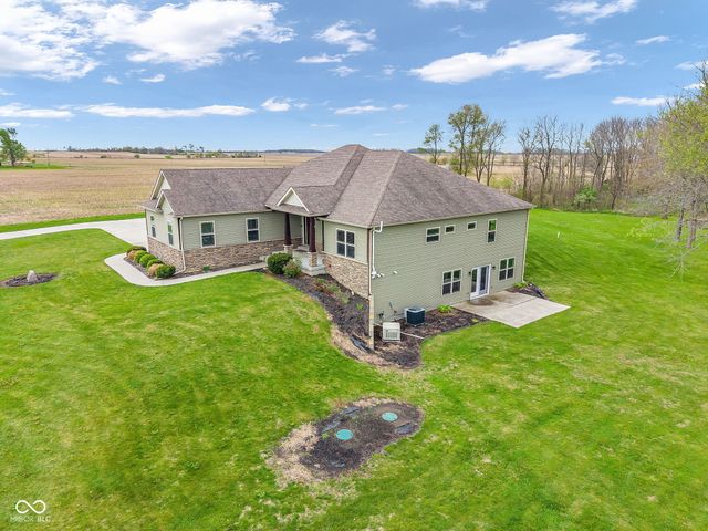3201 N 675 Road E, Darlington, IN 47940