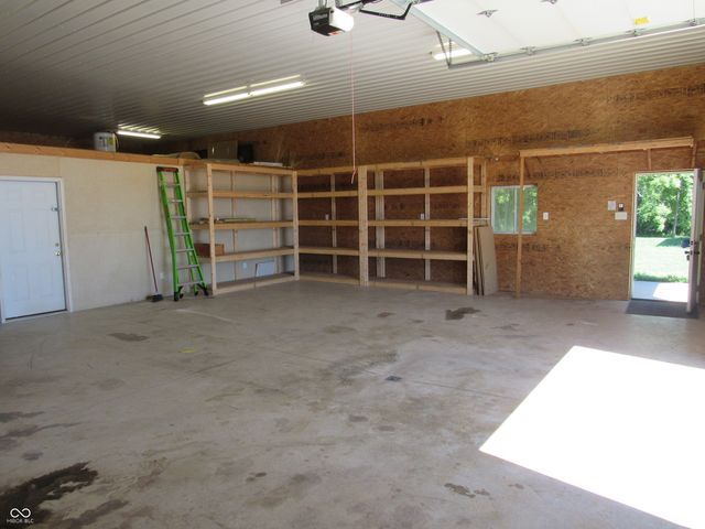 3201 N 675 Road E, Darlington, IN 47940