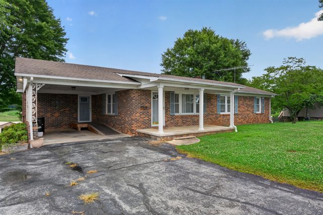3035 Monterey Hwy, Sparta, TN 38583