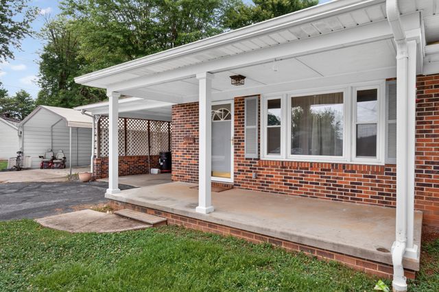 3035 Monterey Hwy, Sparta, TN 38583