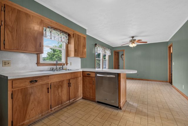 3035 Monterey Hwy, Sparta, TN 38583