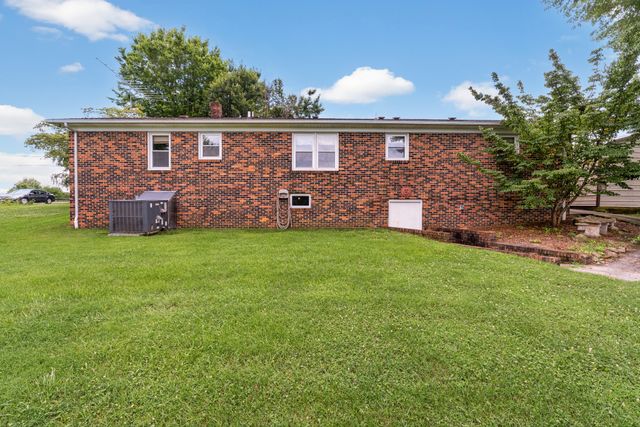 3035 Monterey Hwy, Sparta, TN 38583