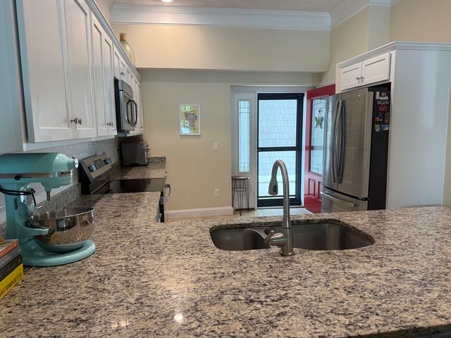 445 Berlin St 7, Clinton, MA 01510