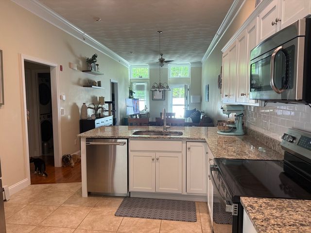 445 Berlin St 7, Clinton, MA 01510