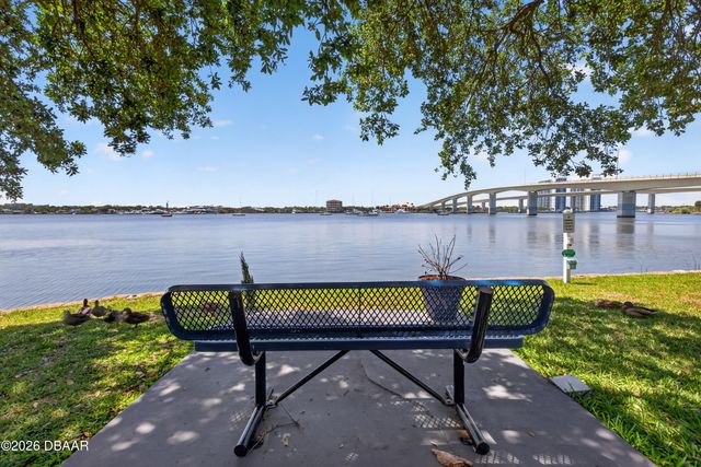 411 N Halifax Ave Apt 303, Daytona Beach, FL 32118