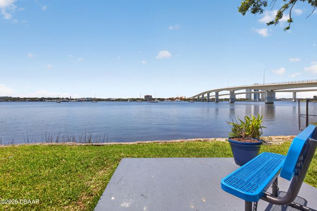 411 N Halifax Ave Apt 303, Daytona Beach, FL 32118