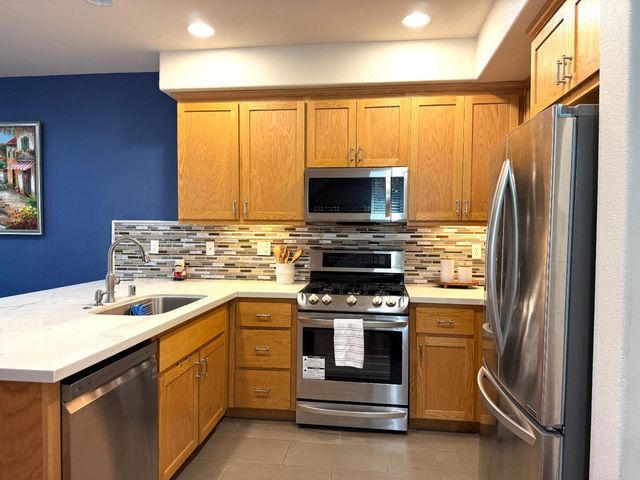 25514 Huntwood Avenue, Hayward, CA 94544