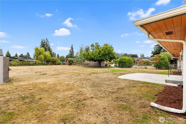 5221 86th Place NE, Marysville, WA 98270