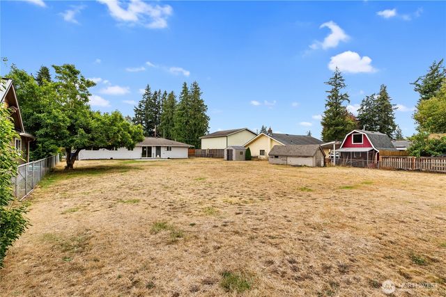 5221 86th Place NE, Marysville, WA 98270