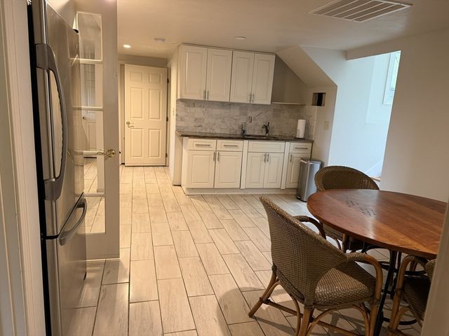 140 Cedar Street, Rehoboth, MA 02769