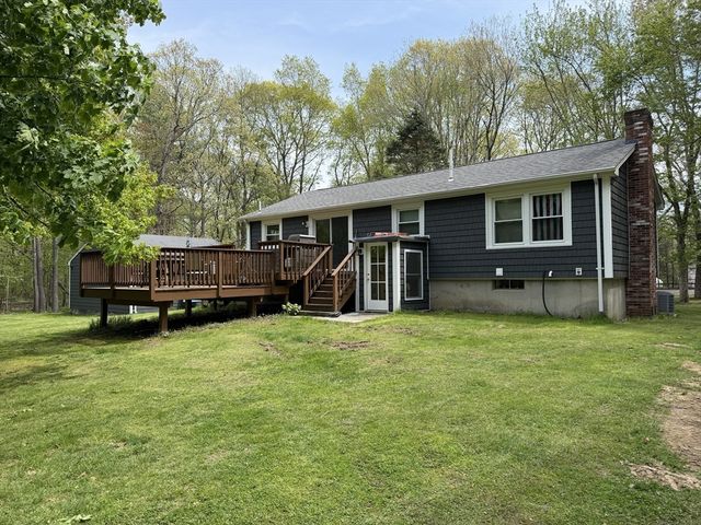 140 Cedar Street, Rehoboth, MA 02769