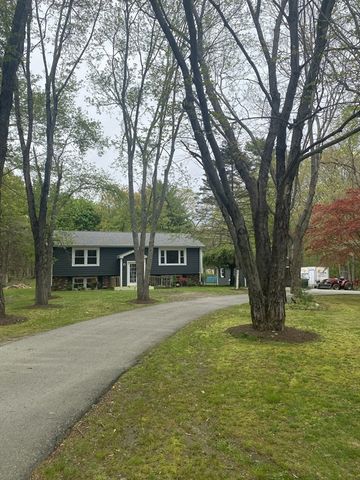 140 Cedar Street, Rehoboth, MA 02769