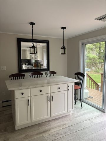 140 Cedar Street, Rehoboth, MA 02769