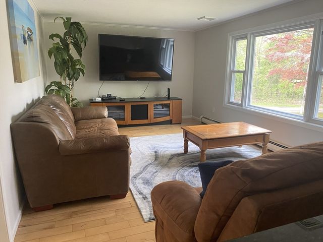 140 Cedar Street, Rehoboth, MA 02769