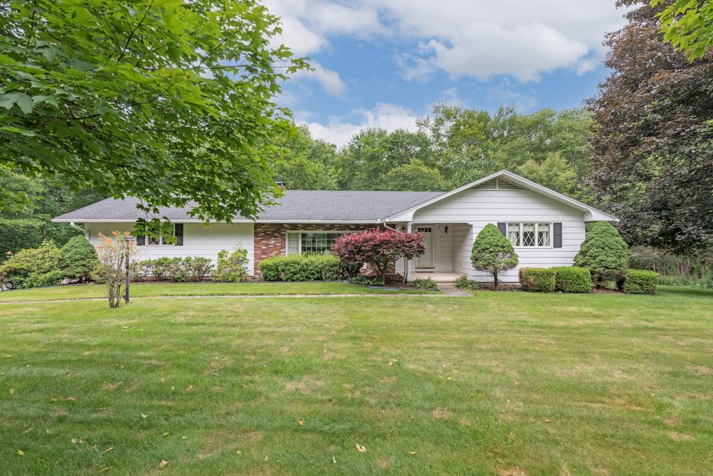 190 Allerton Farms Road, Middlebury, CT 06762