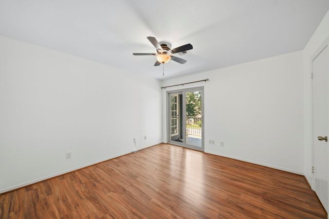 1201 Bering Drive 6, Houston, TX 77057