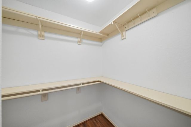 1201 Bering Drive 6, Houston, TX 77057