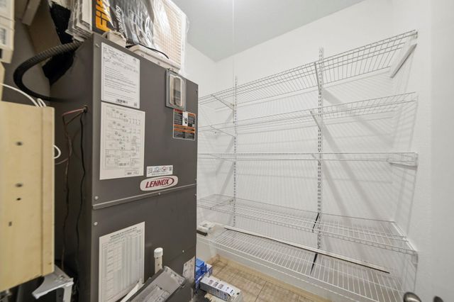 1201 Bering Drive 6, Houston, TX 77057