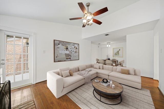 1201 Bering Drive 6, Houston, TX 77057