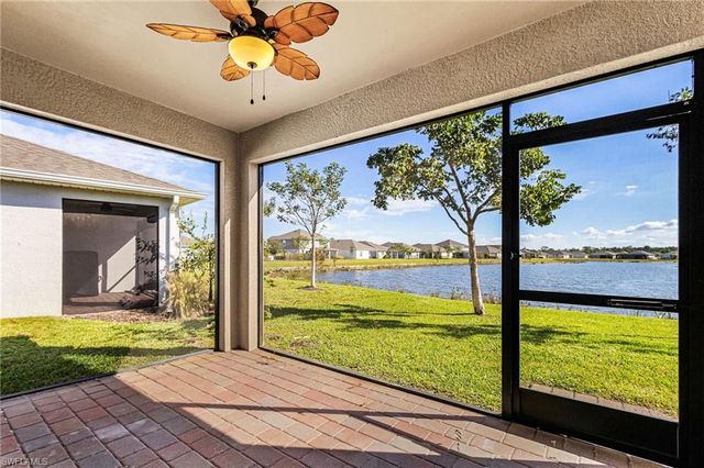 18524 Cronin Sand LN, North Fort Myers, FL 33917