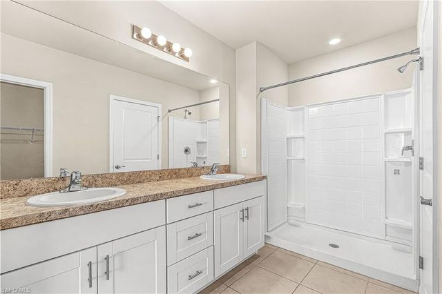 18524 Cronin Sand LN, North Fort Myers, FL 33917