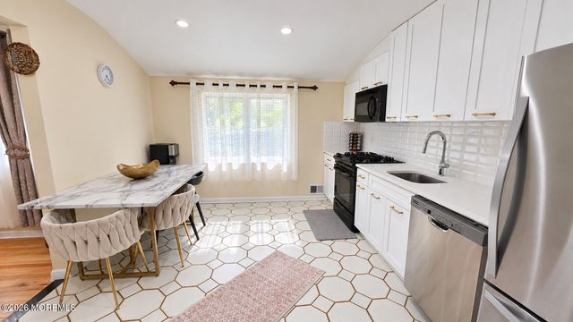 37 Valley Vale Drive, Old Bridge, NJ 08857