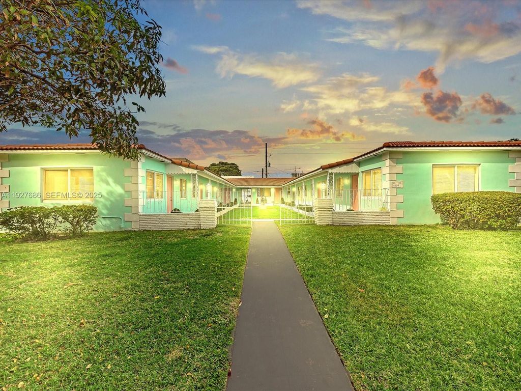 1839 Funston St 4, Hollywood, FL 33020